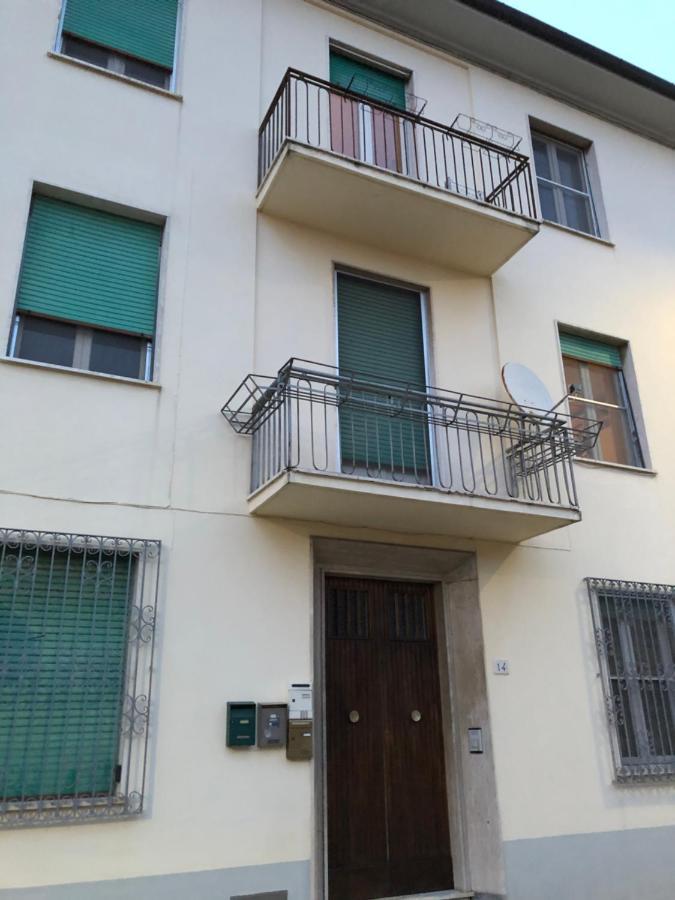 La Casa Colorata Apartment Pisa Luaran gambar