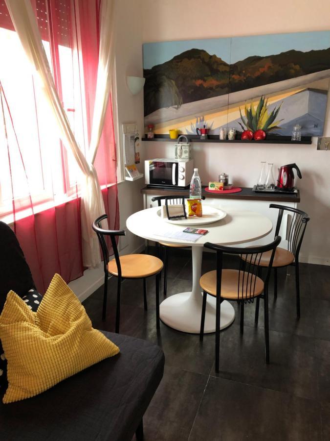 La Casa Colorata Apartment Pisa Luaran gambar